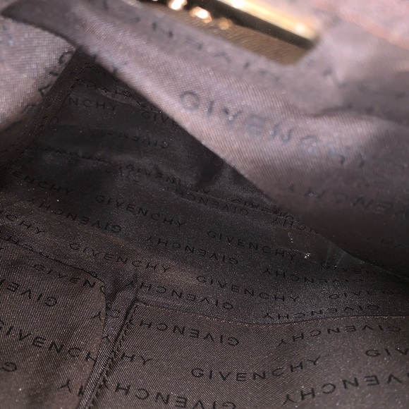 Givenchy - Picture 6 of 8